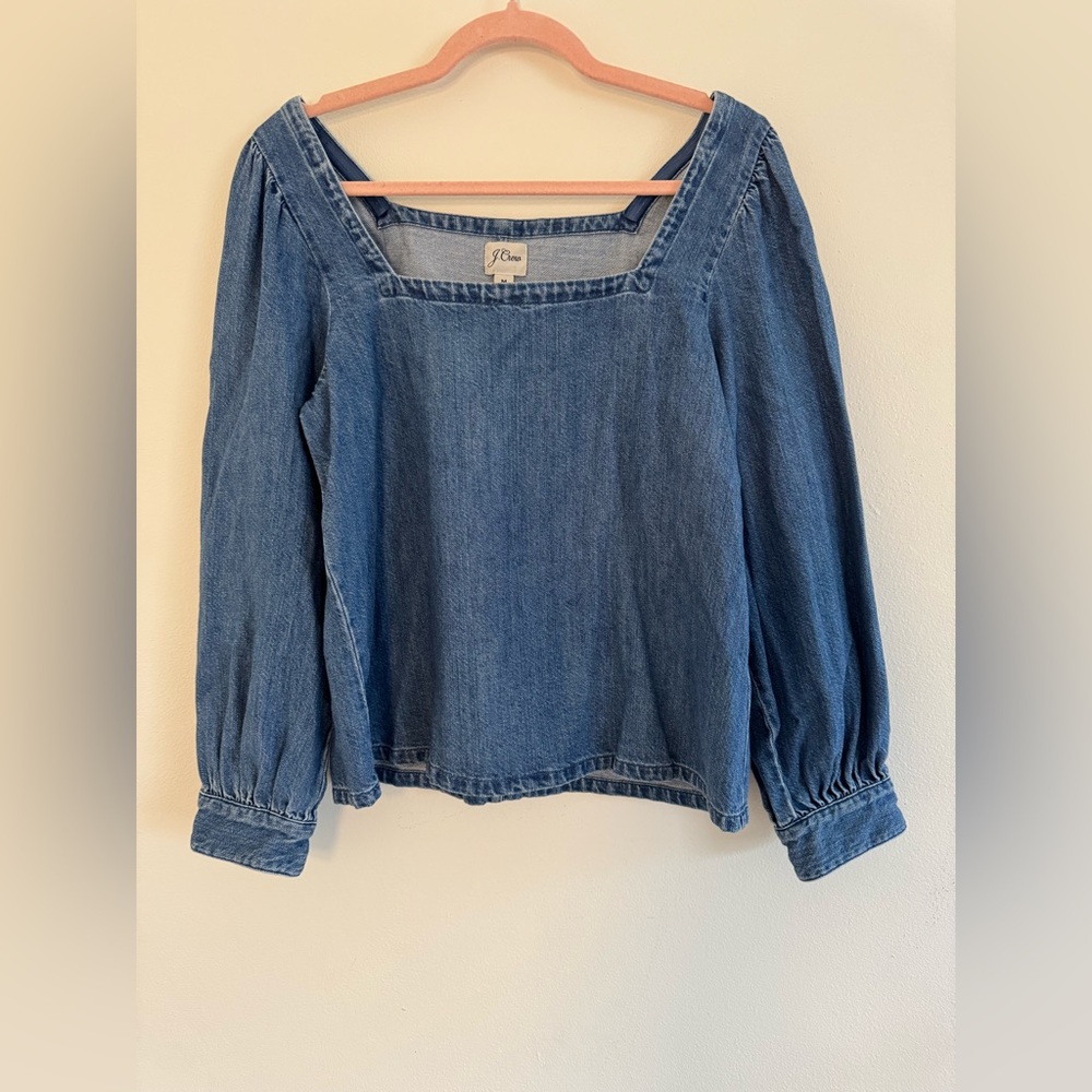 J.Crew denim top. Puff sleeves. Size Medium.